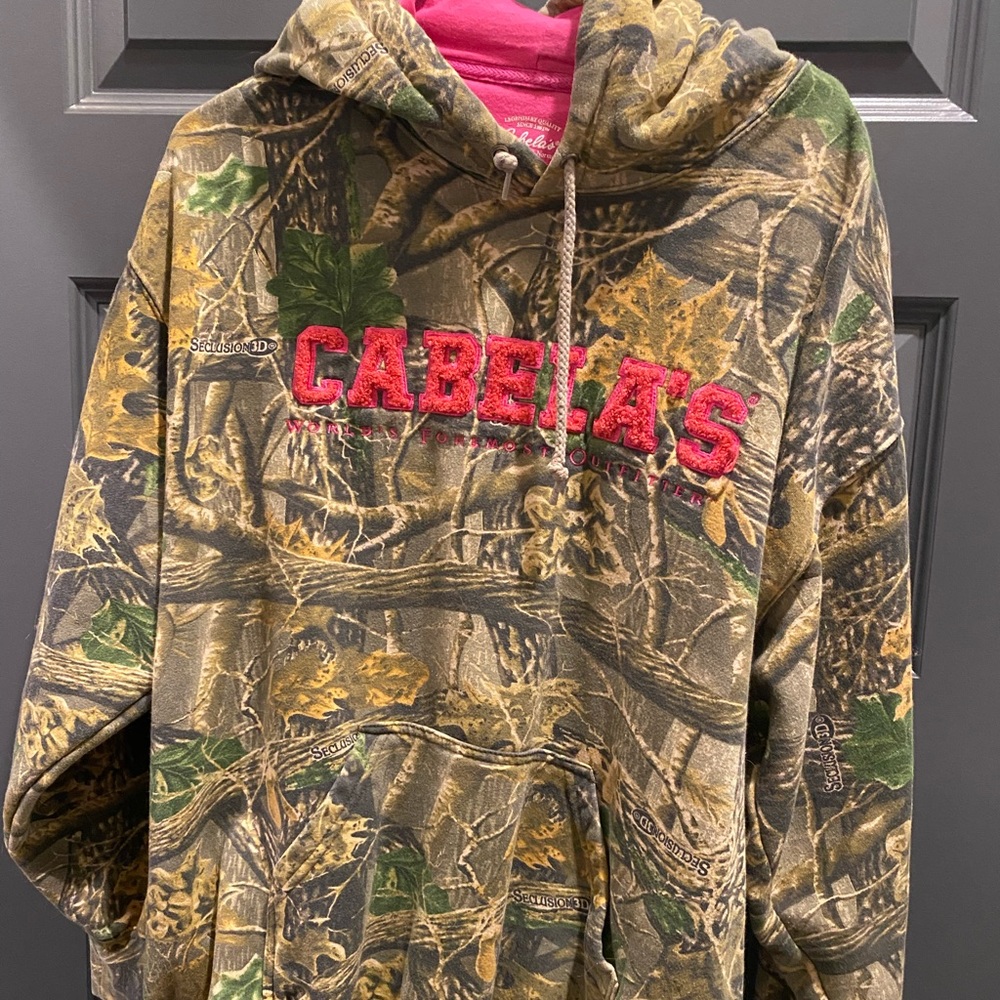 Women’s Cabelas hoodie